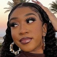 Amber H, 29 (Instagram Star)