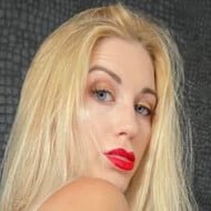 Amber Hayes, 30 (Instagram Star)