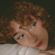 Amber Louise, 23 (Ca sĩ nhạc Pop)