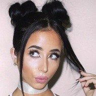 Amber Scholl, 32 (YouTube Star)