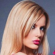 Amber Sienna, 34 (Model)