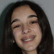 Amélie Girard, 19 (TikTok Star)