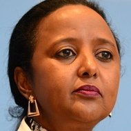 Amina Mohamed, 64 (政治家)