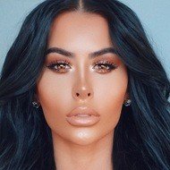 Amra Olevic, 35 (Instagram Star)