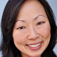 Amy Anderson, 53 (Komiek)