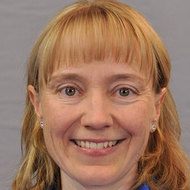 Amy Nixon, 48 (卷发器)