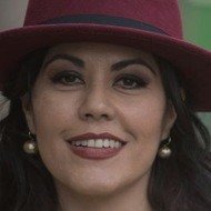 Ana Díaz, 53 (Cantante di musica mondiale)