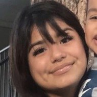 Ana Gomez, 23 (YouTube明星)