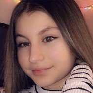 Ana Kyriakakis, 24 (TikTok Star)