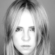 Ana Ovalles, 26 (YouTube明星)