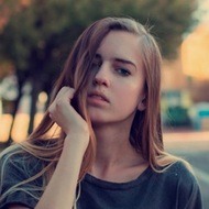 Anah Wieland, 26 (Instagram Star)