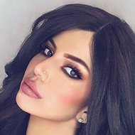 Anam Falak, 36 (Makeup Artist)