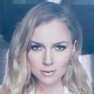 Ancilla van de Leest, 40 (Model)