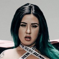 Andrea Alexandra, 32 (Model)