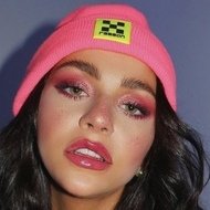Andrea Russett, 30 (YouTube明星)