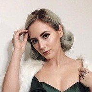 Andrea Sailor, 34 (Instagram Star)