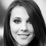 Andreea Raducan, 42 (Gimnasta)