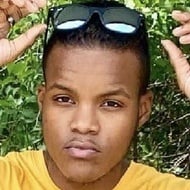 Andrew Meade, 27 (YouTube明星)