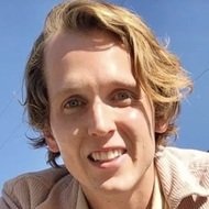 Andrew Michaan, 37 (Comediante)