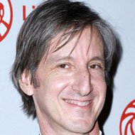 Andy Borowitz, 67 (Diễn viên hài)