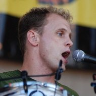 Andy Farag, 47 (鼓手)