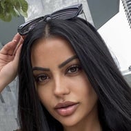 Aneeqa Farid, 28 (Ngôi sao Instagram)