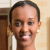 Ange Kagame, 32 (家庭成員)