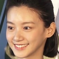 Angela Yuen, 32 (Attrice di film)