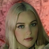 Angelica Aura, 31 (TikTok明星)