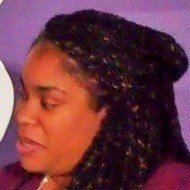Angie Thomas, 38 (Novelista)