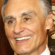 Aníbal Cavaco Silva, 86 (政治家)