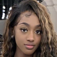 Aniya, 24 (YouTube Star)