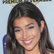 Anjali World, 33 (R&B Sänger)