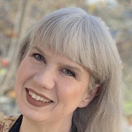 Anji Bee, 56 (YouTube Star)