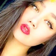Anna Catify, 26 (TikTok明星)