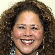 Anna Deavere Smith, 75 (舞台女演员)