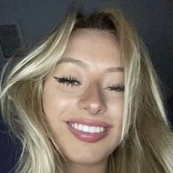 Anna Hanley, 24 (TikTok Star)