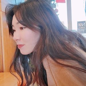 anna in seoul, ? (TikTok明星)