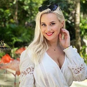 Anna Marisax, 35 (YouTube明星)