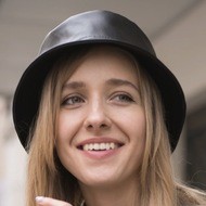 Anna Pogribnyak, 30 (YouTube Star)