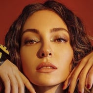 Anna Sarelly, 27 (YouTube Star)