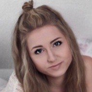 Anna Sommer, 29 (Instagram明星)