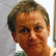 Anne Enright, 63 (小说家)