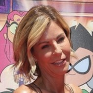 Anne Wheaton, 54 (家庭成员)