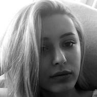 Annika Rose, 23 (Pop Singer)