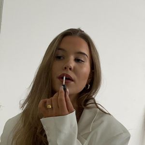 Annso, 24 (YouTube明星)