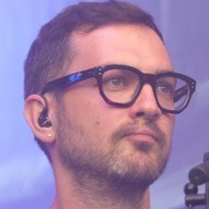 Anton Belyayev, 46 (搖滾歌手)