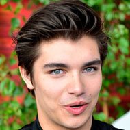 Anton Ewald, 30 (Dancer)