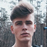 Antonie Lokhorst, 26 (TikTok明星)