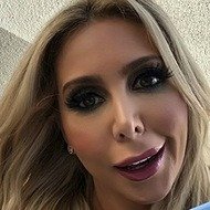 Anya Sarre, 47 (Styliste)